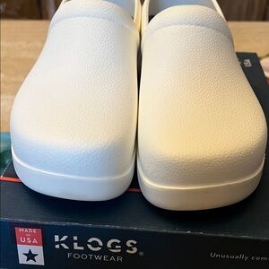 KLOGS White Slip-On Clogs - DISCOUNT SHIPPING 🔥🔥